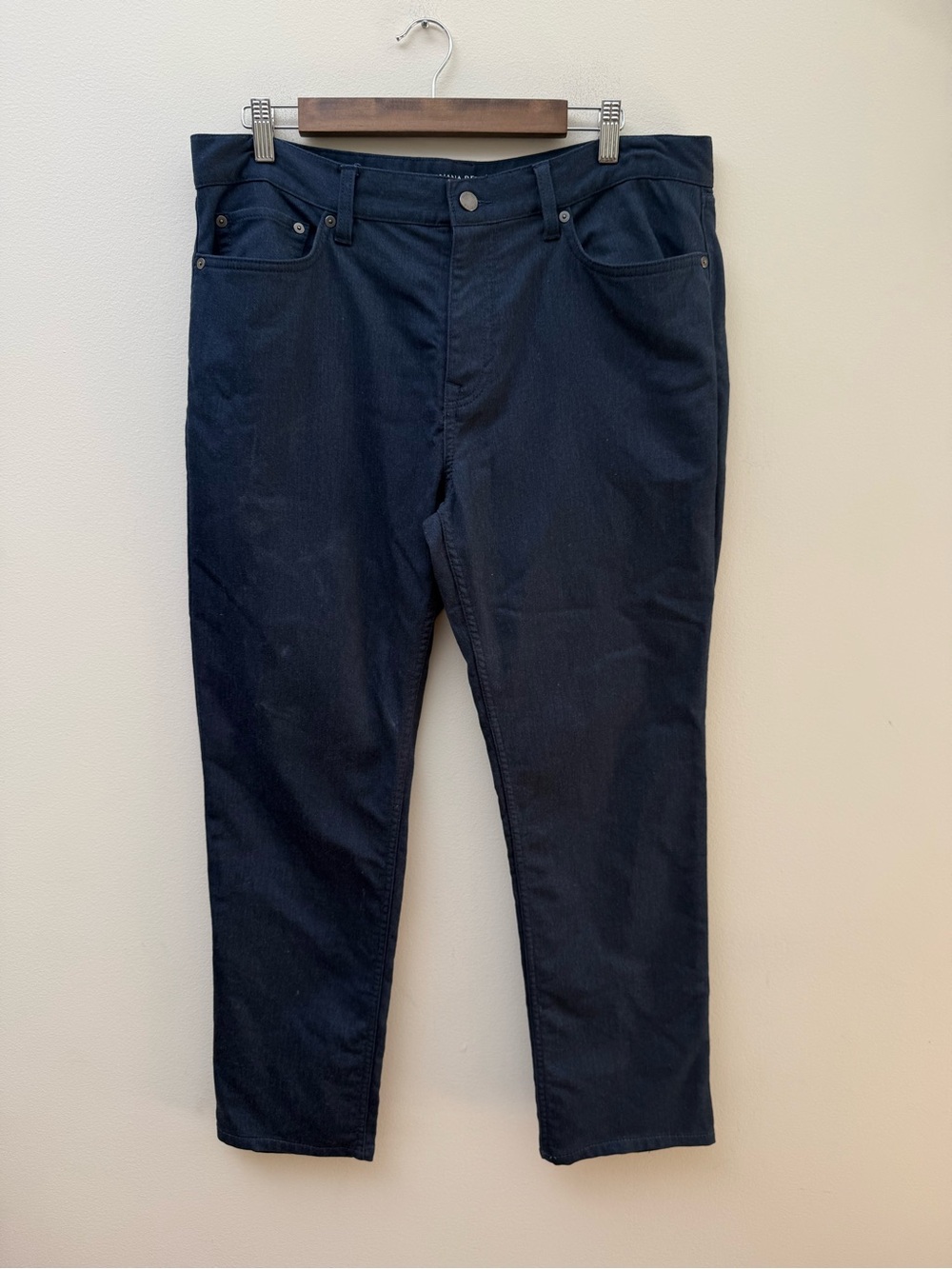 Banana Republic Men's Dark Navy Slim Fit Traveler Pants